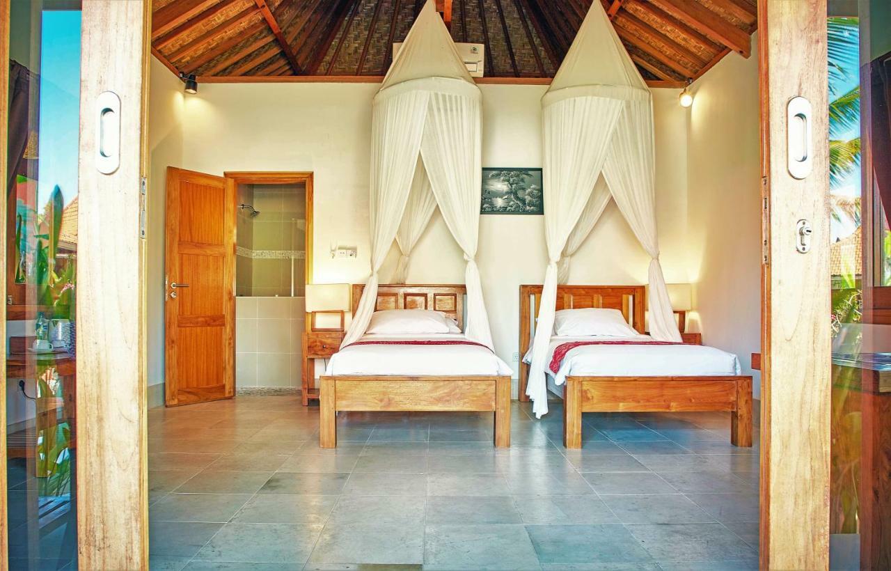 Three Monkeys Villas Pecatu  Exterior photo